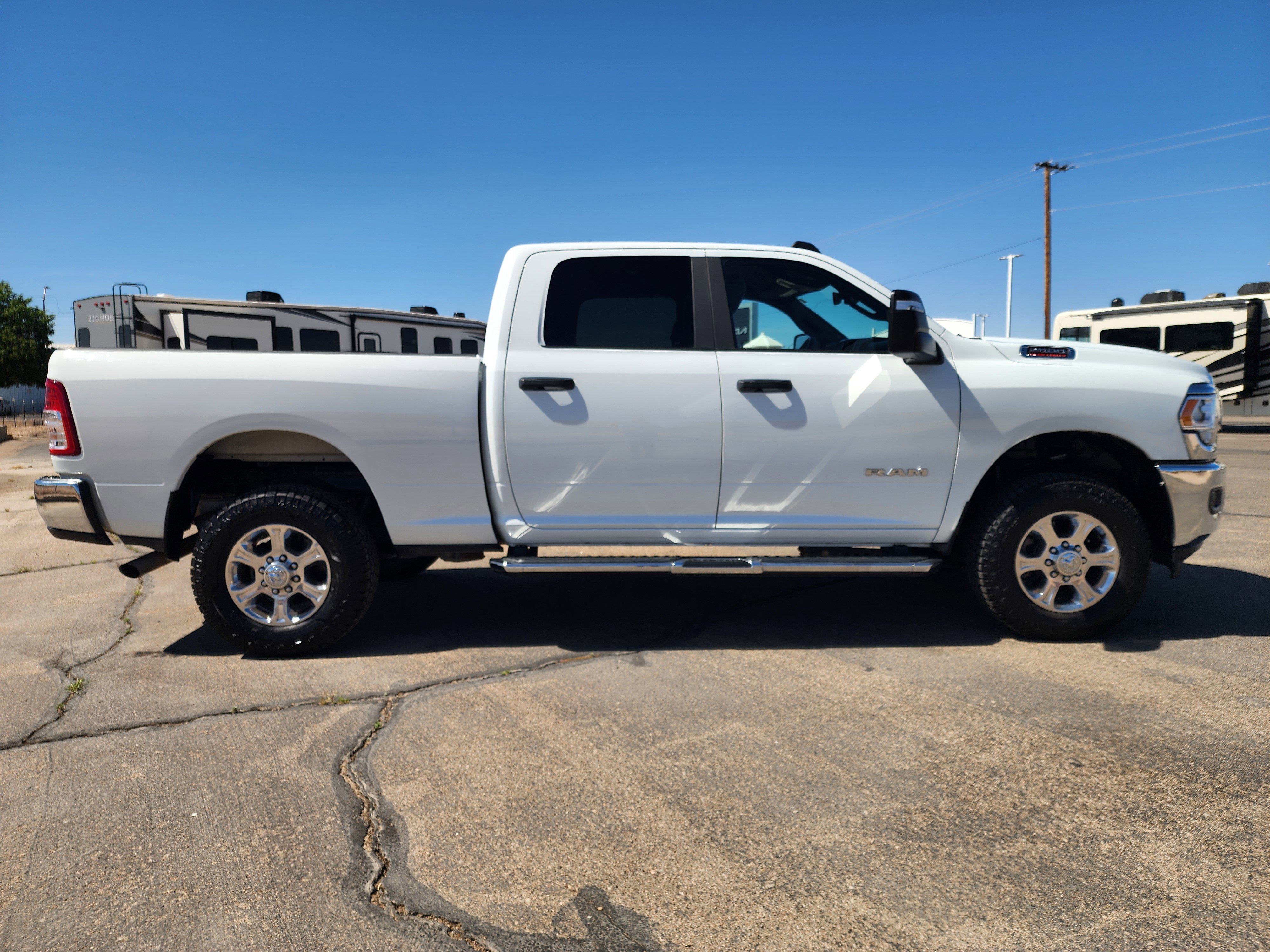 Used 2024 RAM 2500 Big Horn image 4