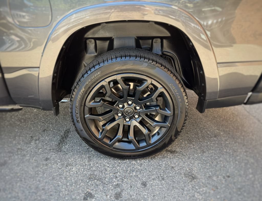 Used 2025 RAM 1500 Limited AWD/4WD image 20