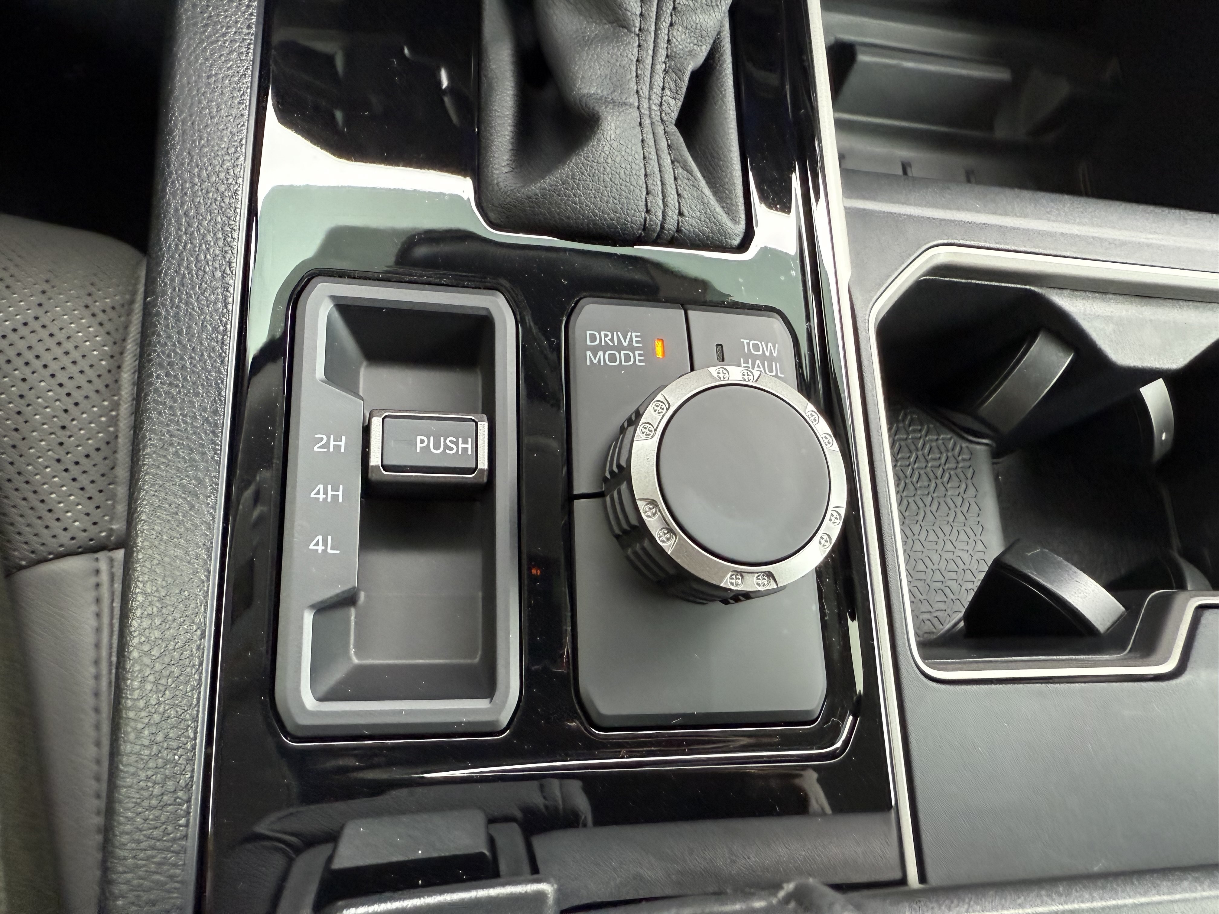 Used 2024 Toyota Tundra SR5 w/ SR5 Premium Package AWD/4WD image 13