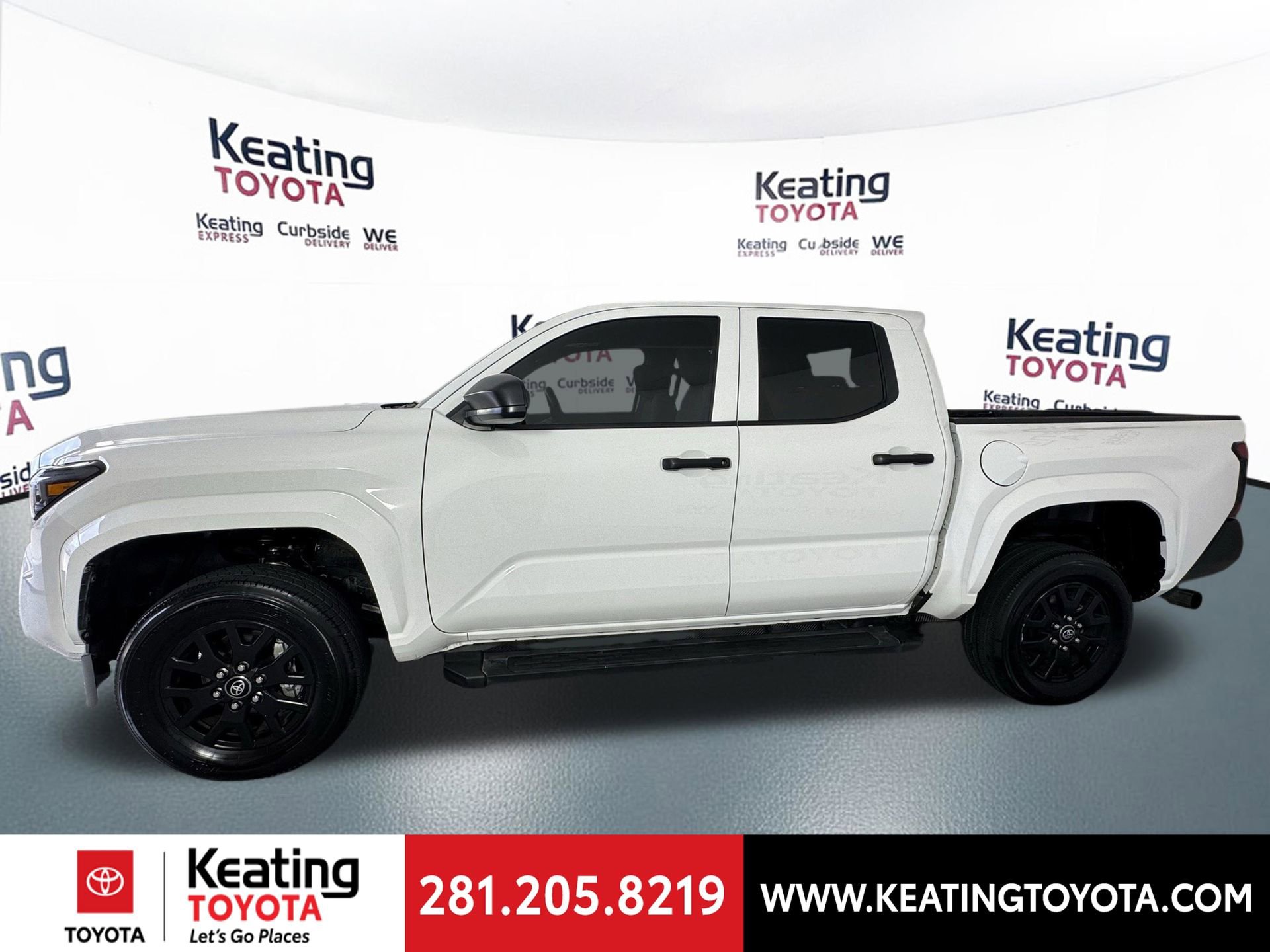 Certified 2025 Toyota Tacoma SR image 9