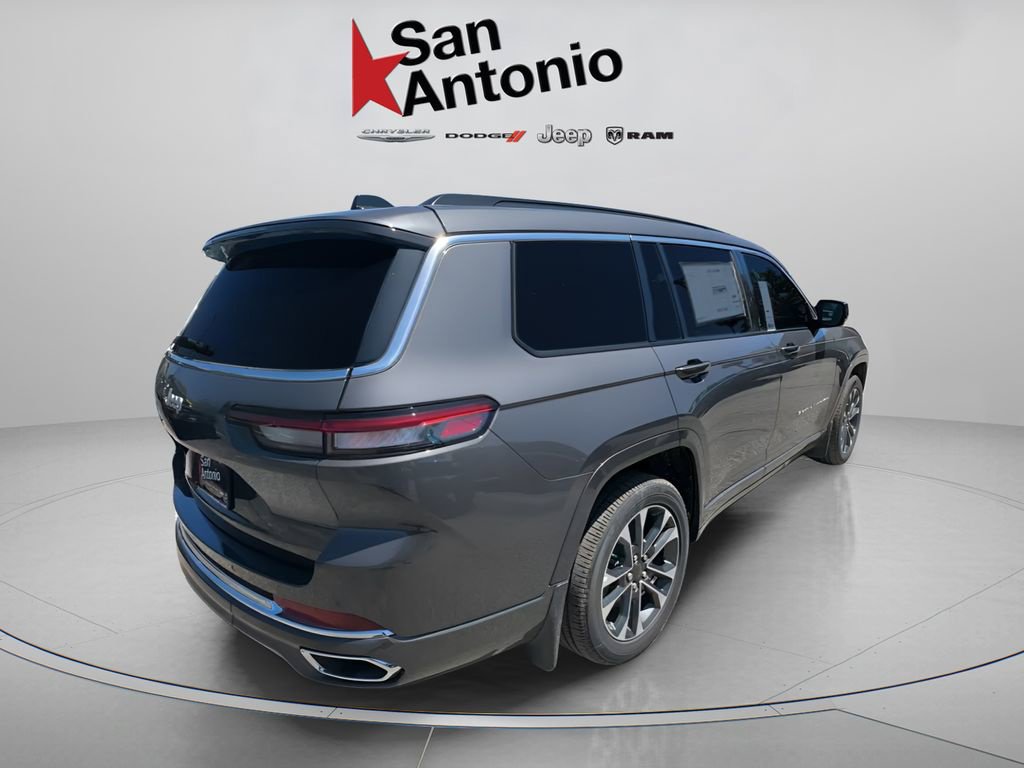 New 2025 Jeep Grand Cherokee L Overland w/ Trailer Tow Package AWD/4WD image 17