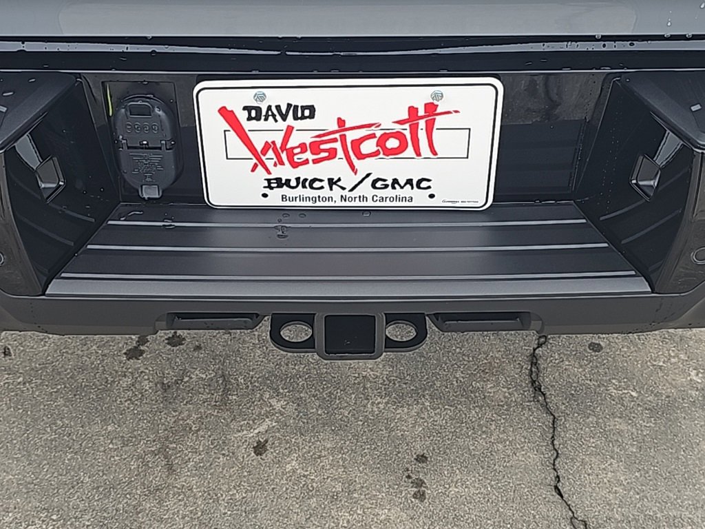 New 2026 GMC Sierra EV Elevation image 7