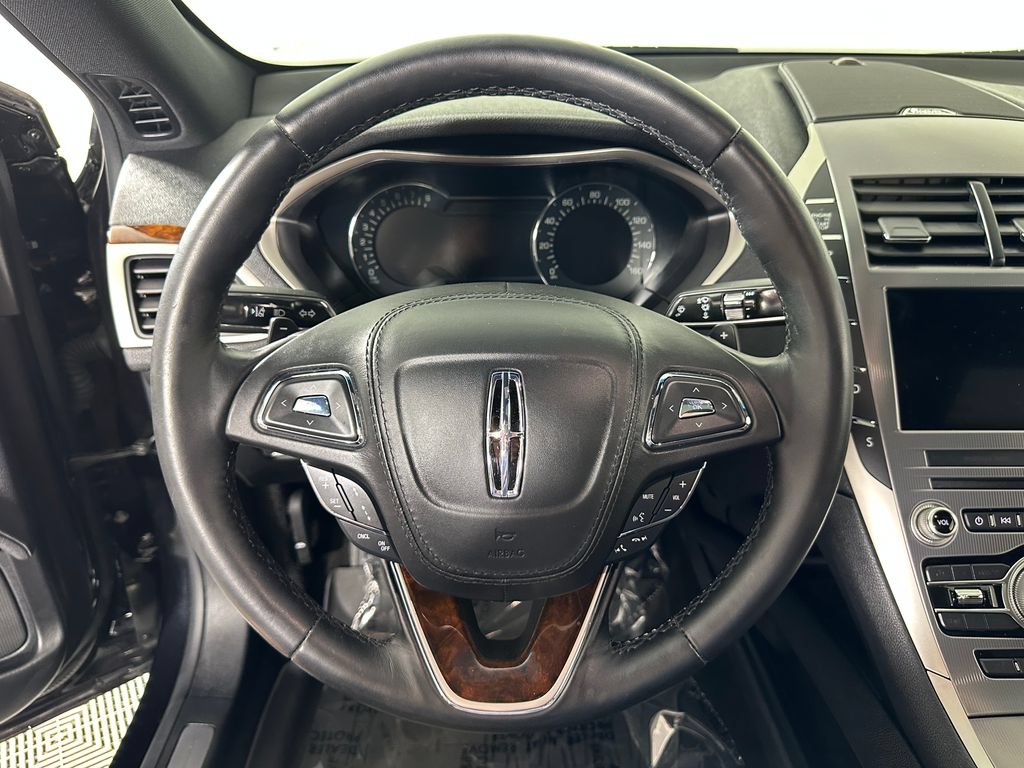 Used 2020 Lincoln MKZ Reserve w/ Elements Package AWD/4WD image 24