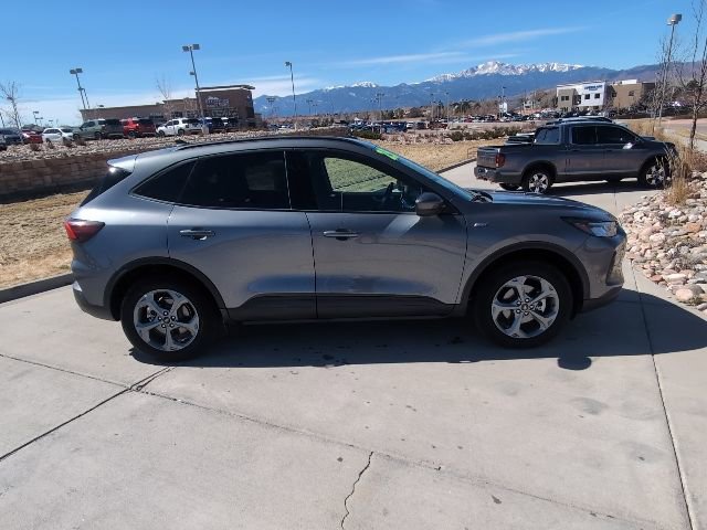 Used 2025 Ford Escape ST-Line Select image 9