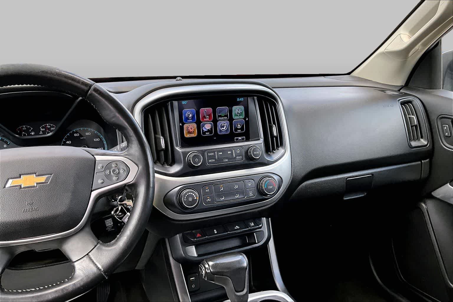 Used 2018 Chevrolet Colorado LT w/ LT Convenience Package RWD image 9