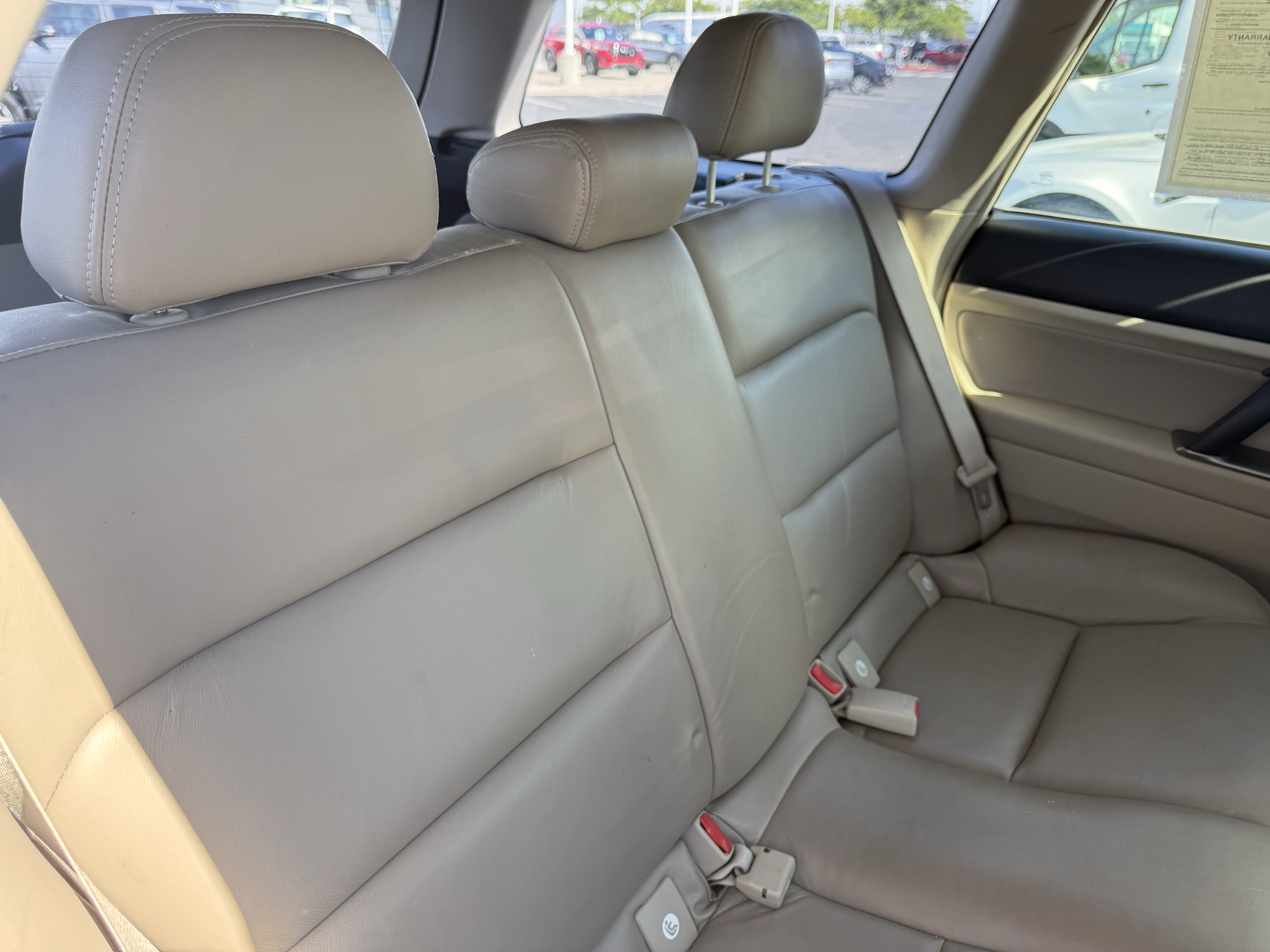 Used 2005 Subaru Outback 2.5i AWD/4WD image 21