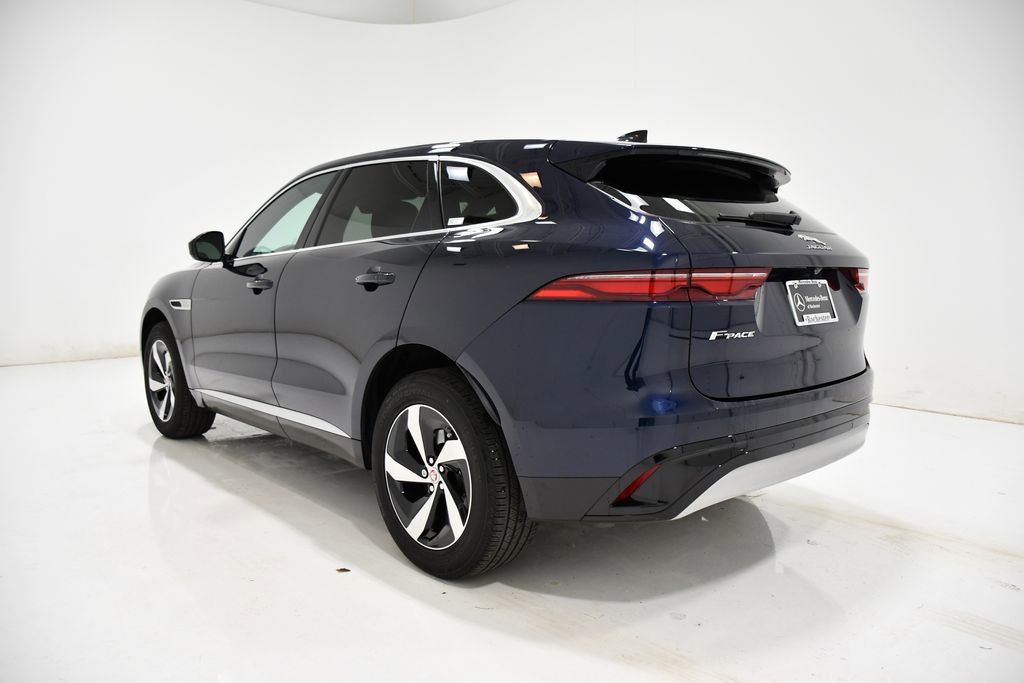 Used 2022 Jaguar F-PACE S image 3