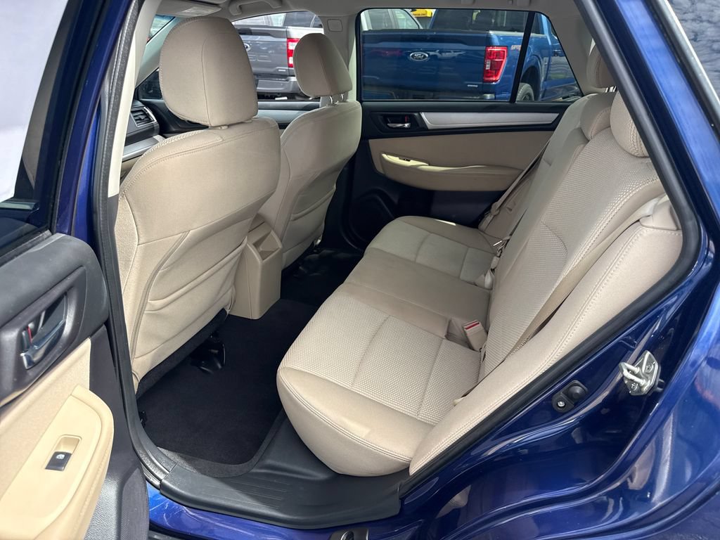 Used 2017 Subaru Outback 2.5i Premium AWD/4WD image 14