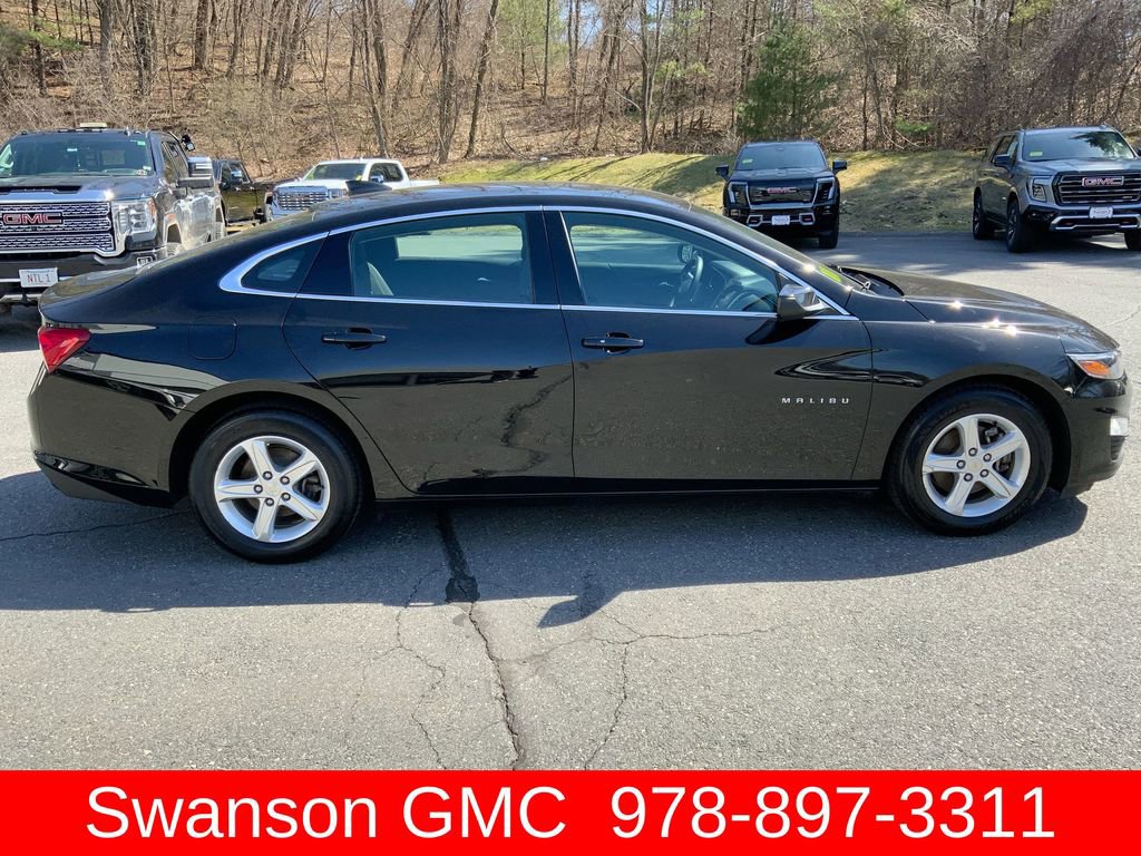 Used 2022 Chevrolet Malibu LS w/ Driver Confidence Package II image 39