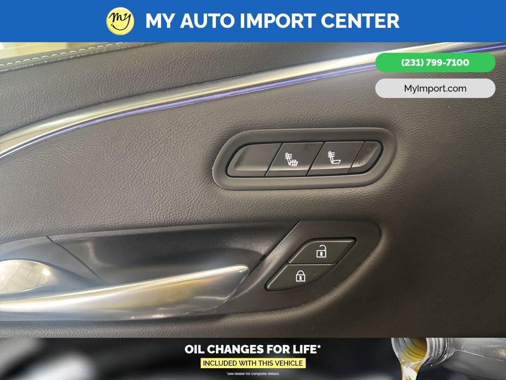 Used 2022 Cadillac Escalade ESV Luxury image 11