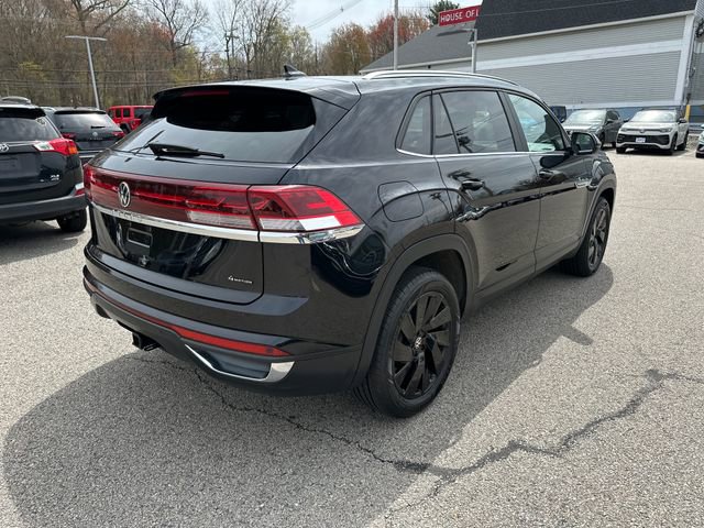 Certified 2024 Volkswagen Atlas Cross Sport SE w/ Panoramic Sunroof Package AWD/4WD image 9