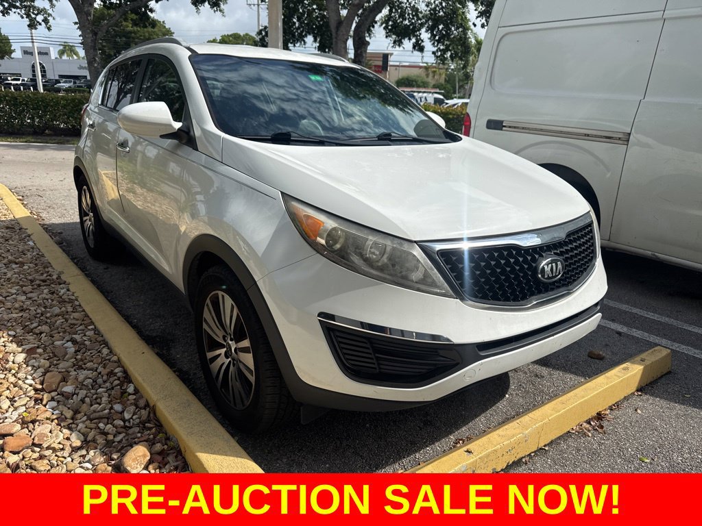 Used 2016 Kia Sportage EX FWD image 2