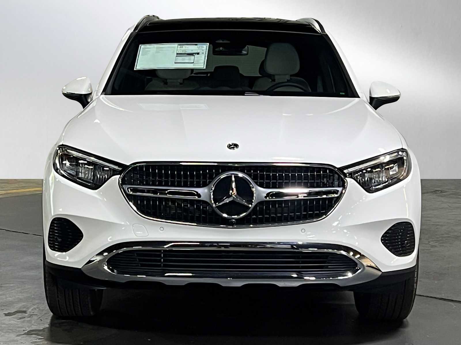 New 2025 Mercedes-Benz GLC 300 4MATIC image 8