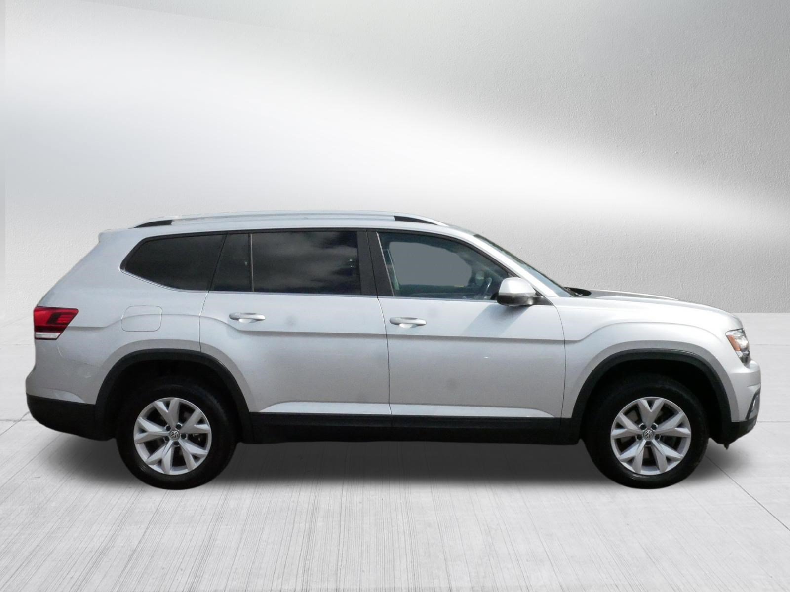 Used 2019 Volkswagen Atlas SE w/ Towing Package AWD/4WD image 8