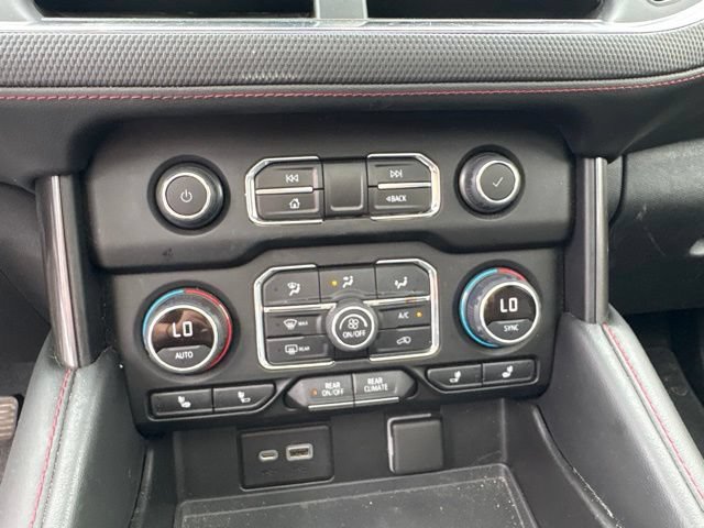 Used 2022 Chevrolet Tahoe RST w/ Luxury Package AWD/4WD image 18