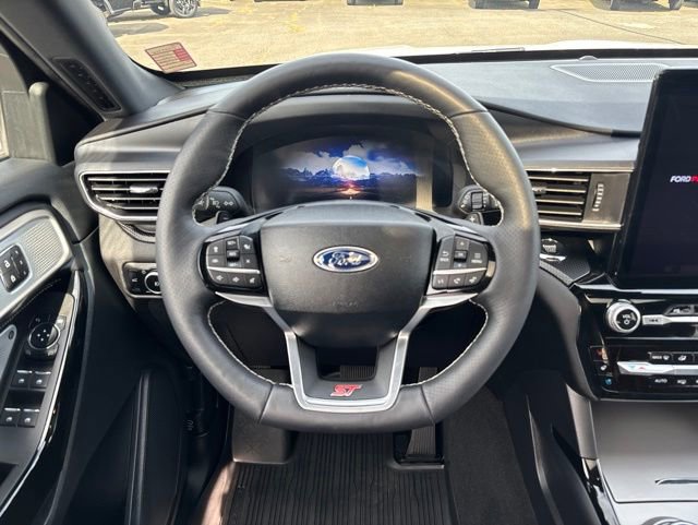Used 2024 Ford Explorer ST w/ Equipment Group 401A AWD/4WD image 11