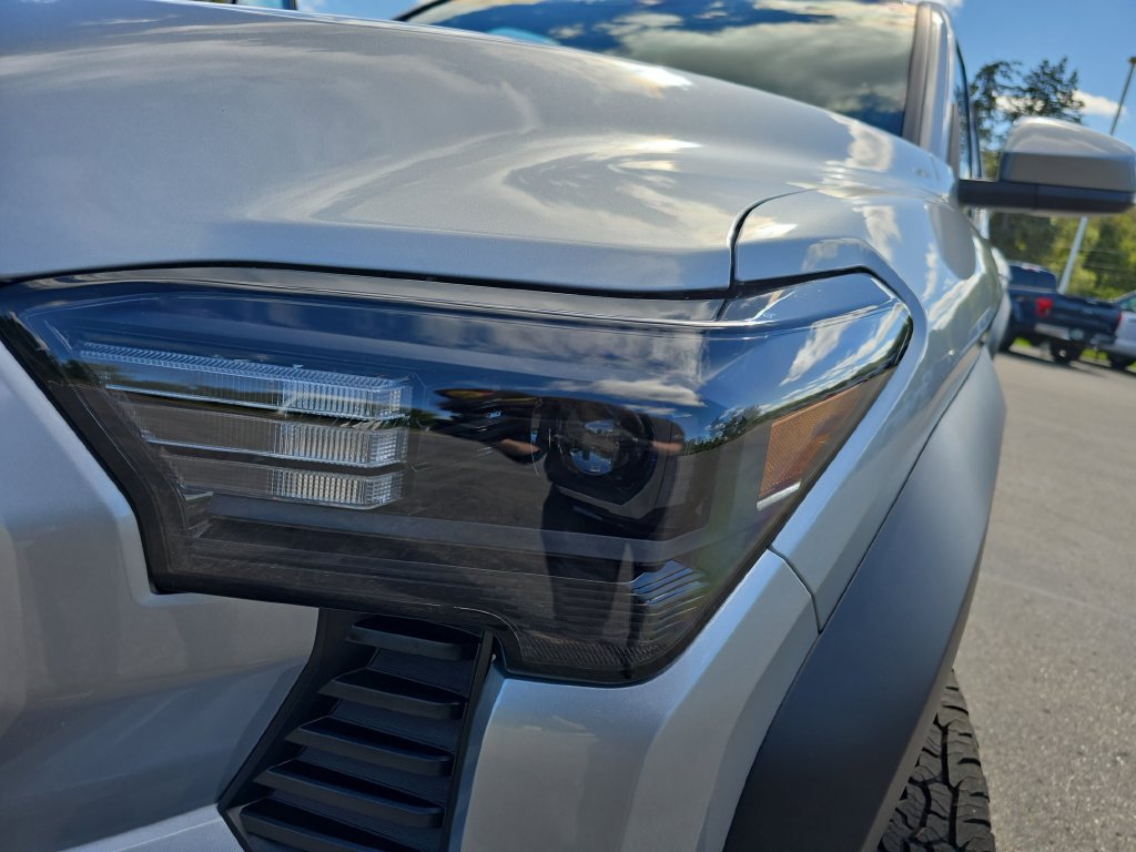 Used 2026 Toyota Tacoma TRD Off-Road AWD/4WD image 33