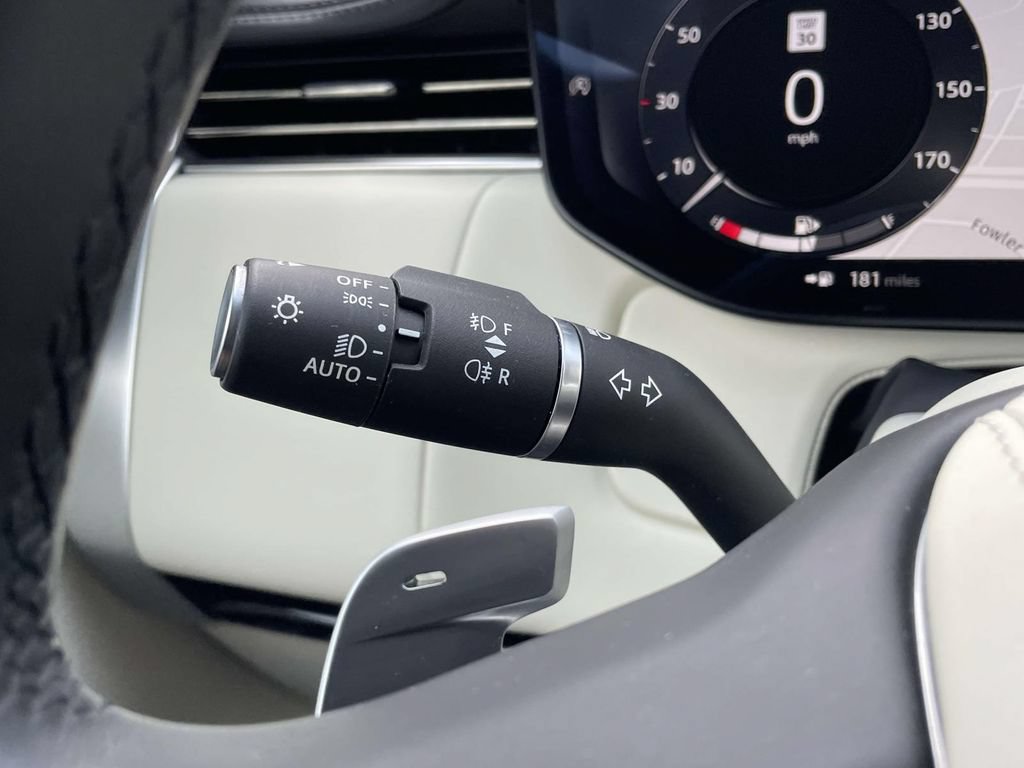 Certified 2023 Land Rover Range Rover SE AWD/4WD image 39