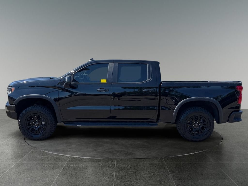 Used 2022 Chevrolet Silverado 1500 ZR2 w/ Technology Package AWD/4WD image 5