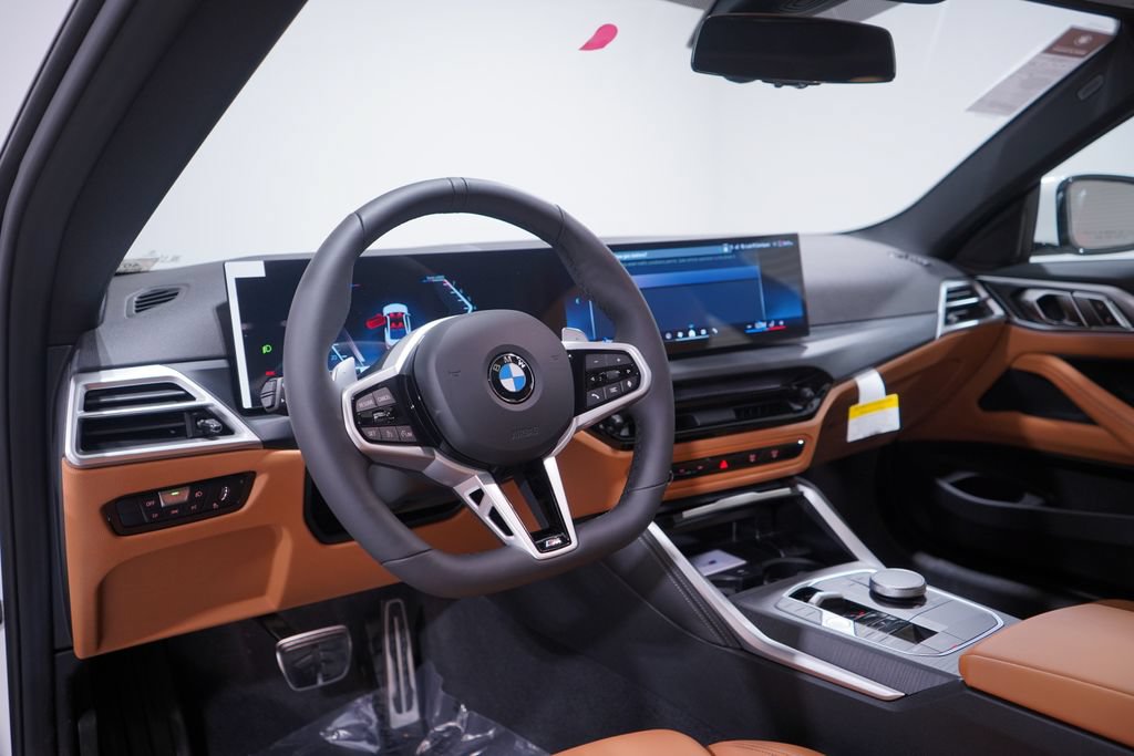 Used 2026 BMW 430i Coupe w/ M Sport Package RWD image 5