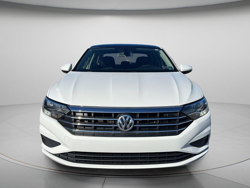 Used 2020 Volkswagen Jetta SE FWD image 2