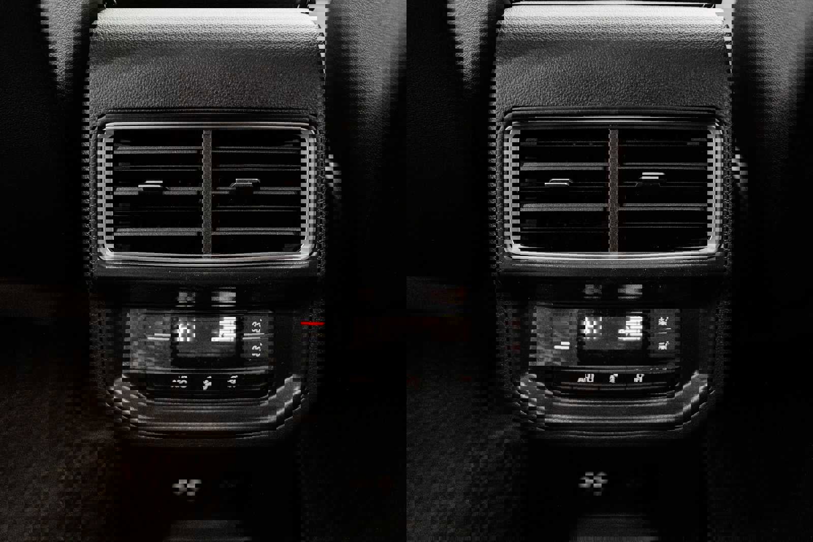 New 2026 Volkswagen Atlas SE image 36