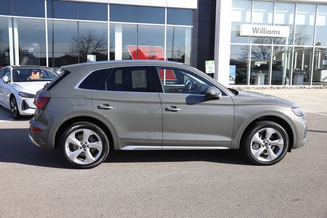 Used 2023 Audi Q5 2.0T Premium Plus image 2
