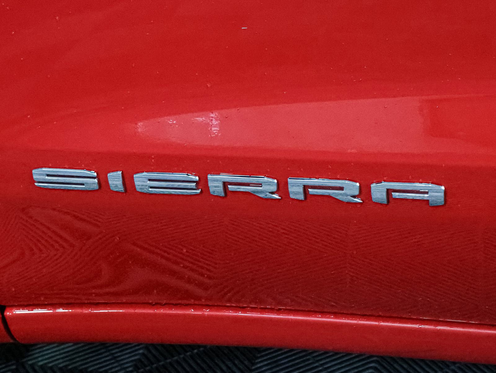 Used 2024 GMC Sierra 1500 SLE image 19