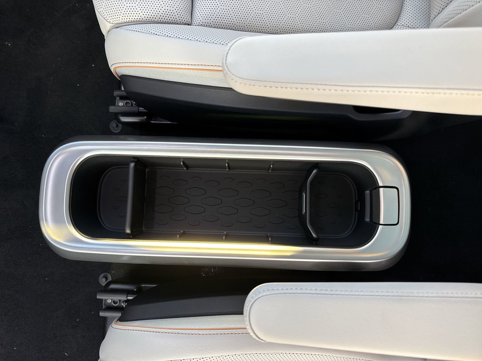 New 2025 Volkswagen ID. Buzz Pro S Plus image 19