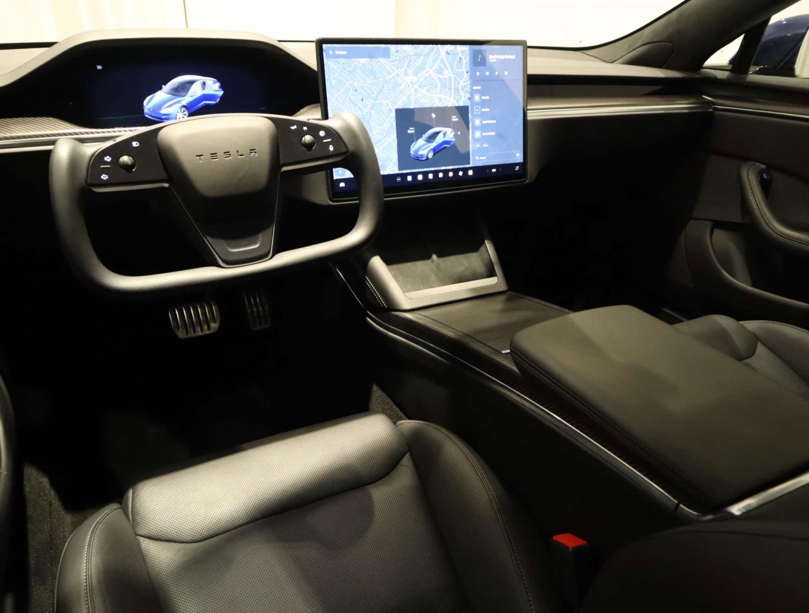 Used 2021 Tesla Model S Plaid image 21