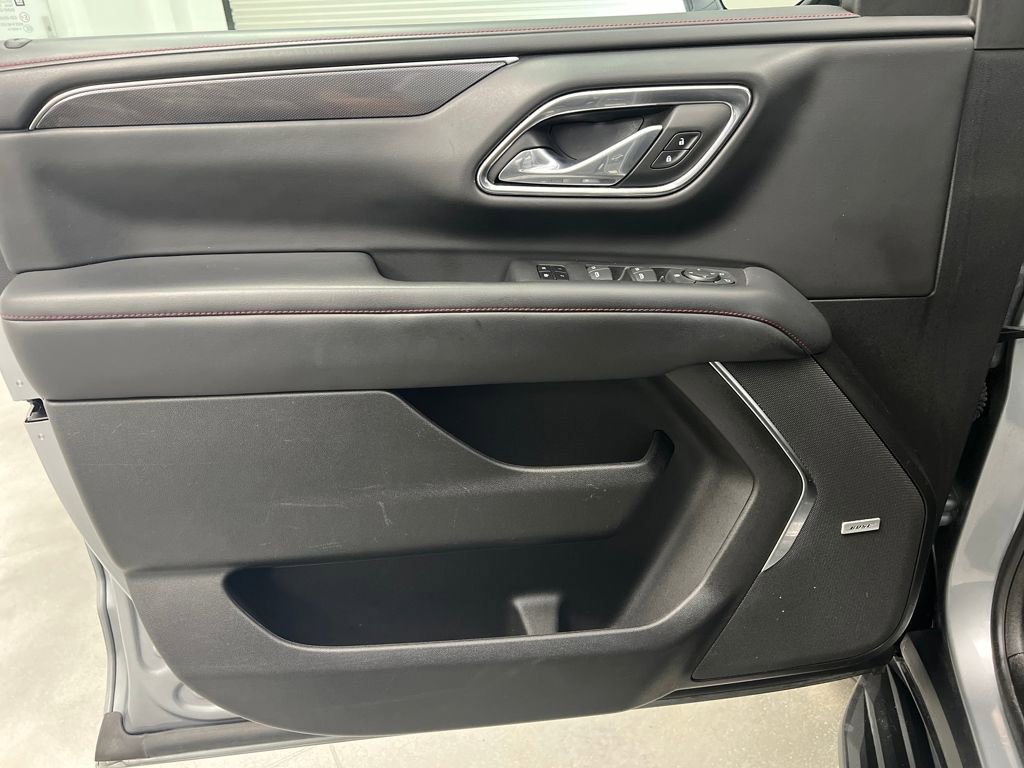 Used 2024 Chevrolet Suburban RST image 11