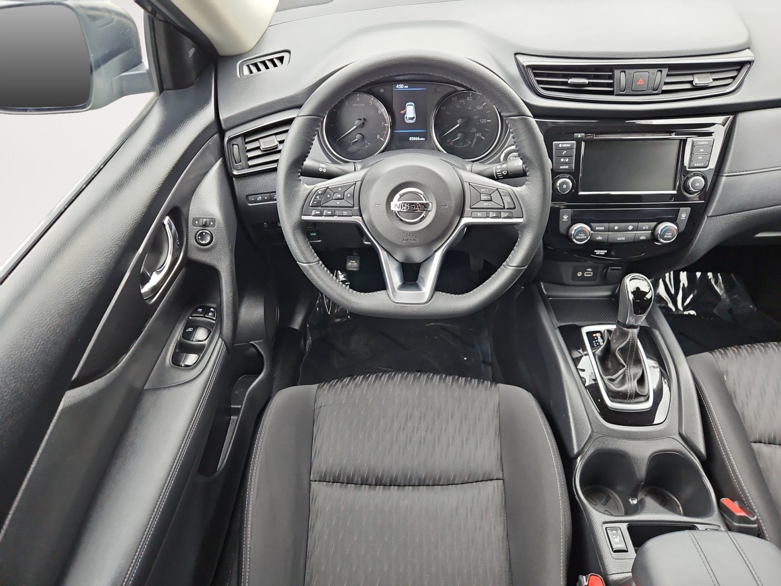 Used 2019 Nissan Rogue SV AWD/4WD image 10