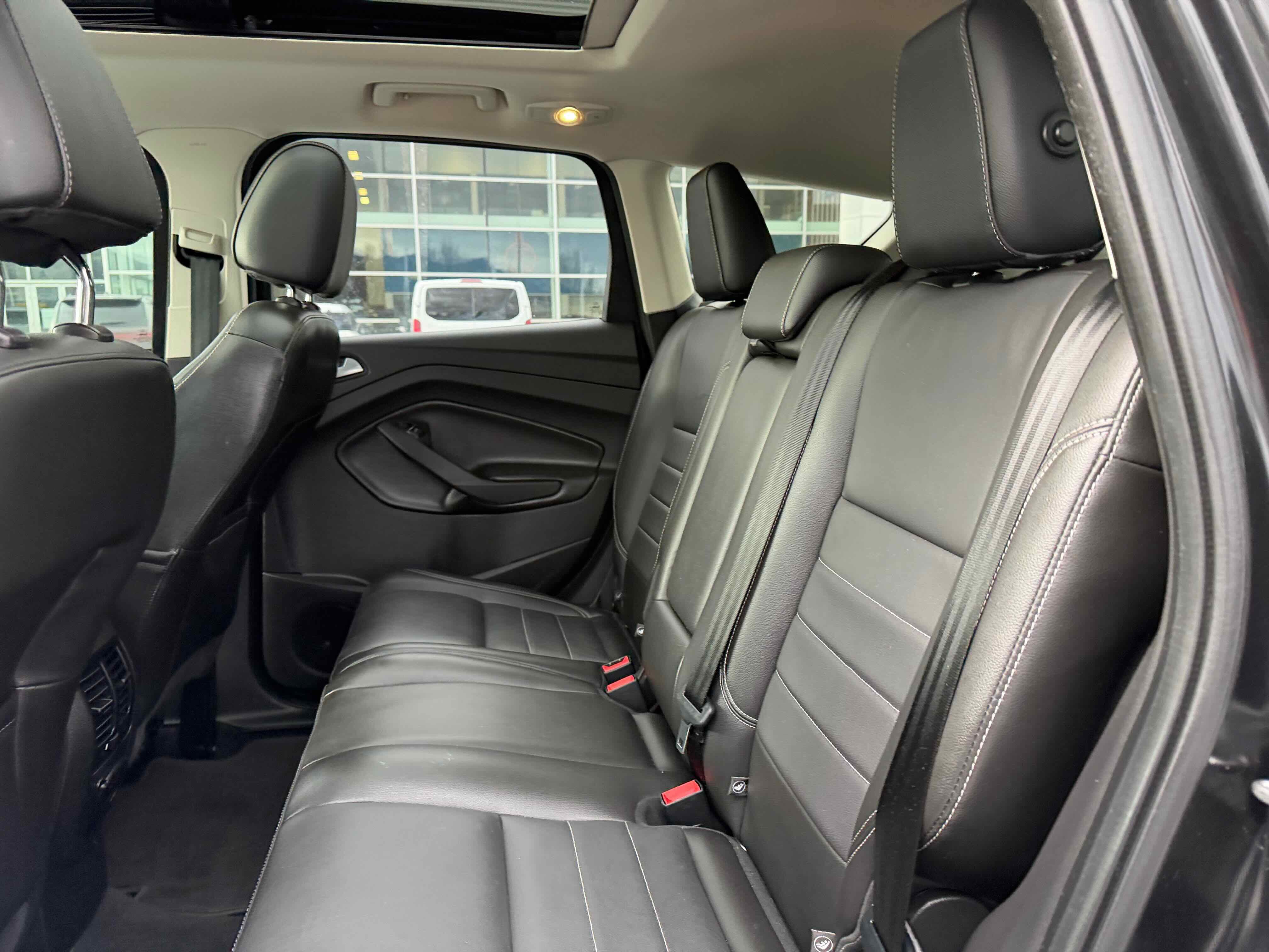 Used 2015 Ford Escape Titanium w/ Equipment Group 301A image 27