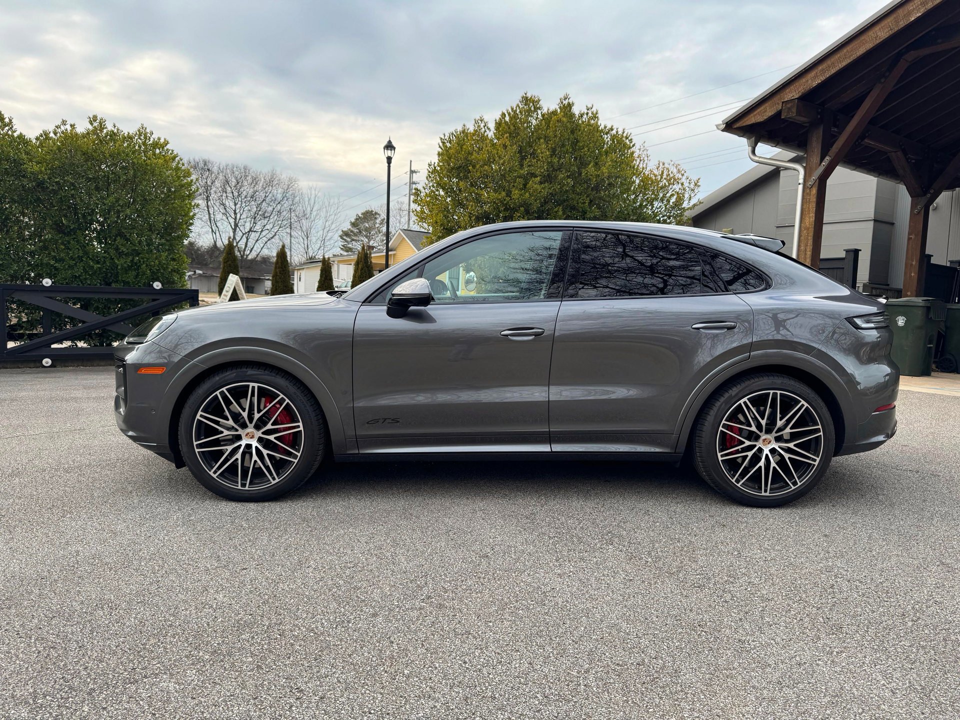 Used 2025 Porsche Cayenne GTS image 6
