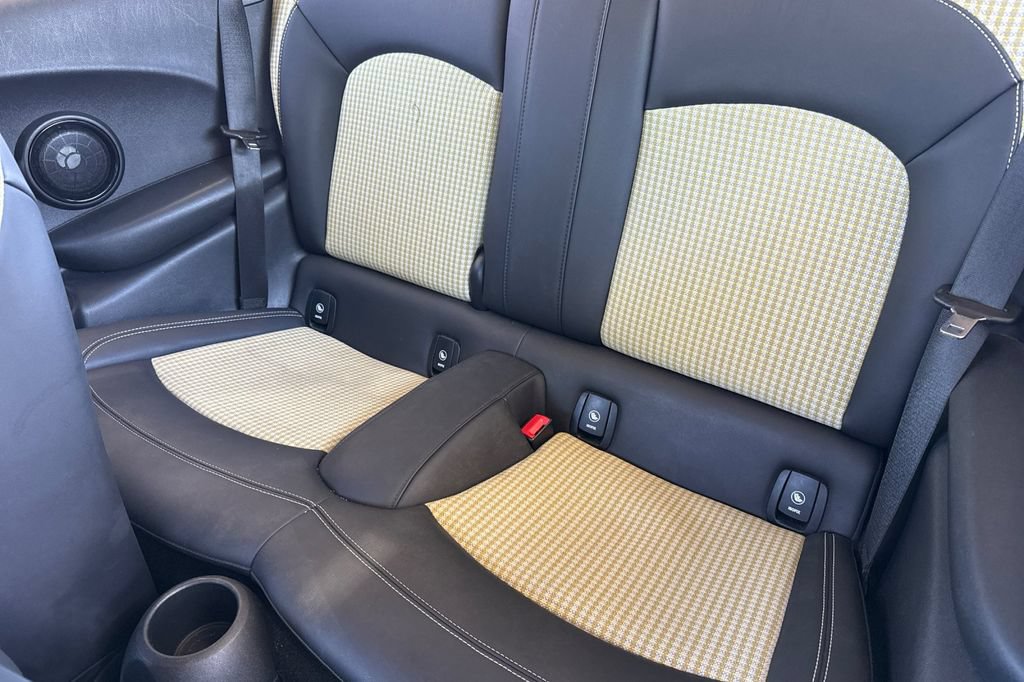 Used 2023 MINI Cooper SE FWD image 6