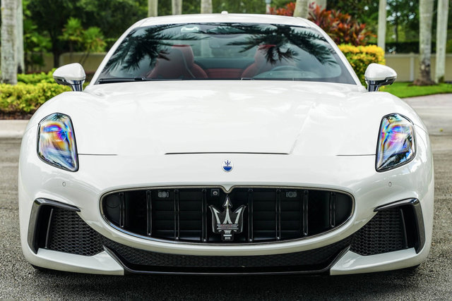 Used 2024 Maserati GranTurismo Trofeo AWD/4WD image 13