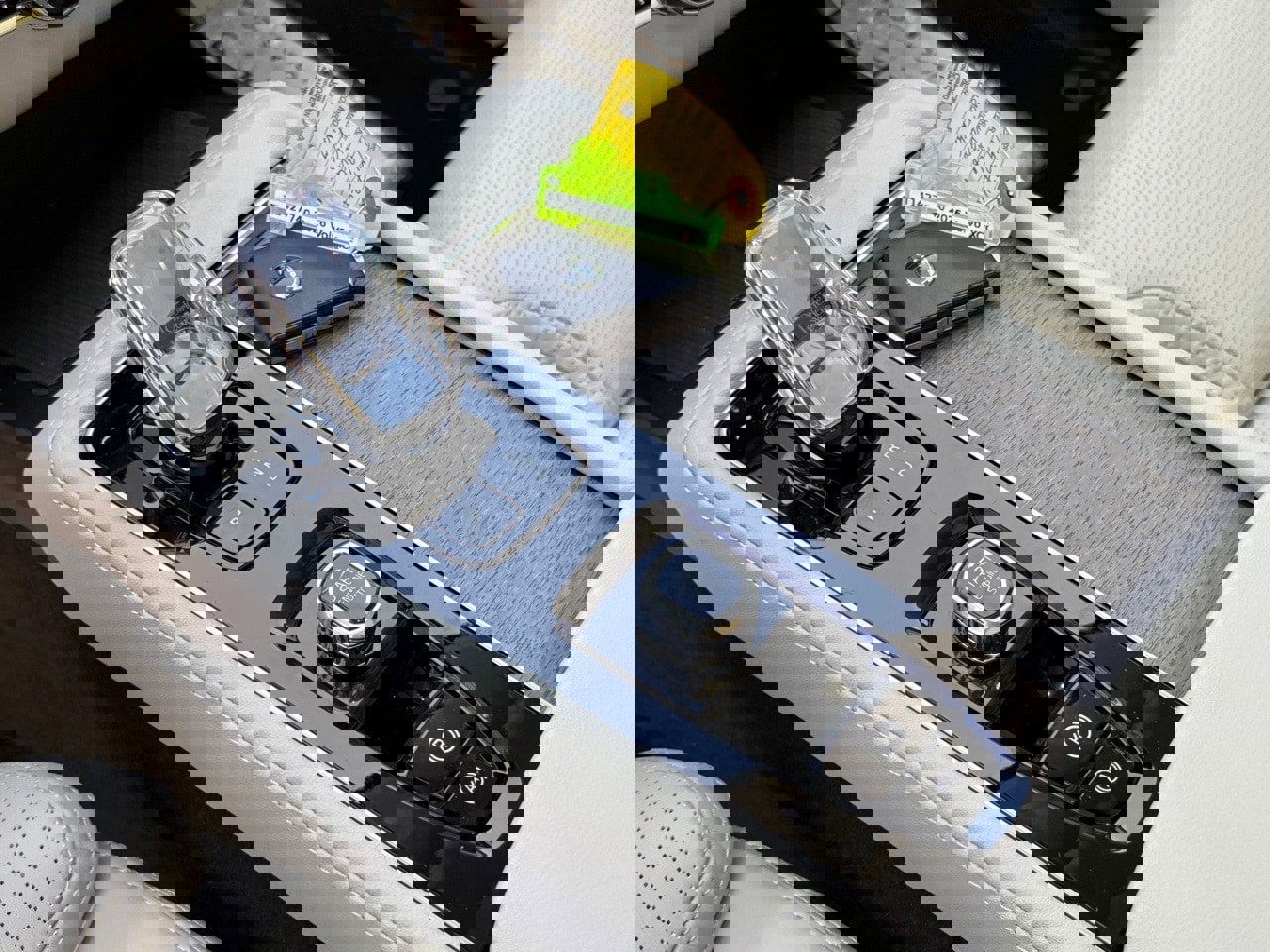 New 2026 Volvo XC90 B6 Ultra image 13