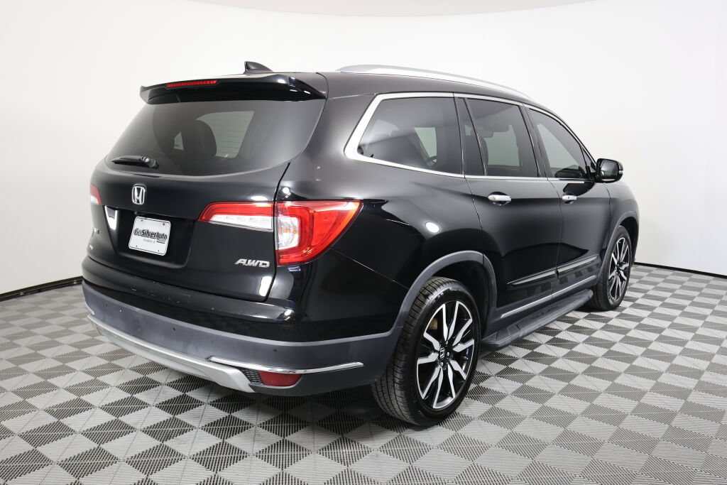 Used 2019 Honda Pilot Touring image 2