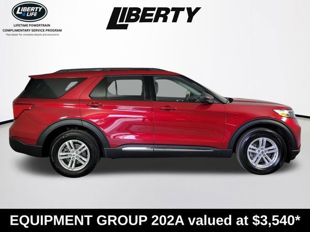 Used 2024 Ford Explorer XLT w/ Equipment Group 202A AWD/4WD image 2