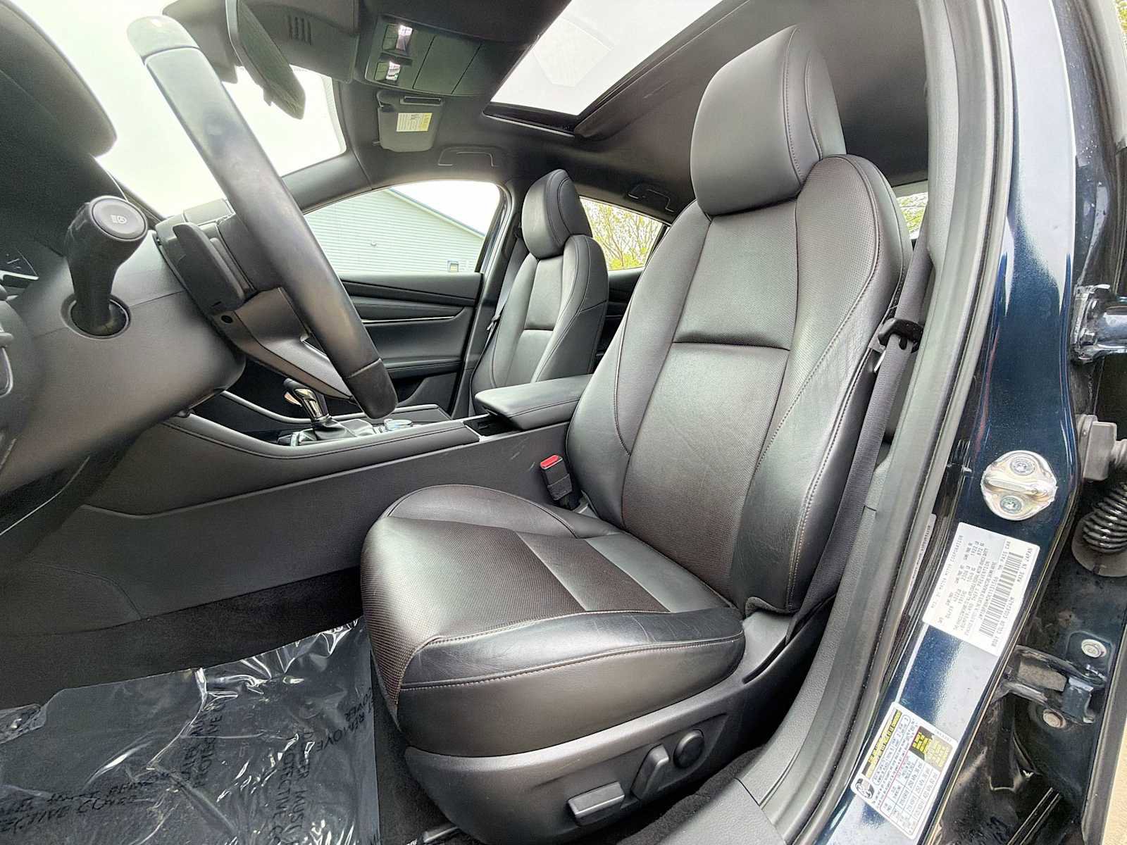 Used 2019 MAZDA MAZDA3 AWD Hatchback w/ Premium Pkg image 13