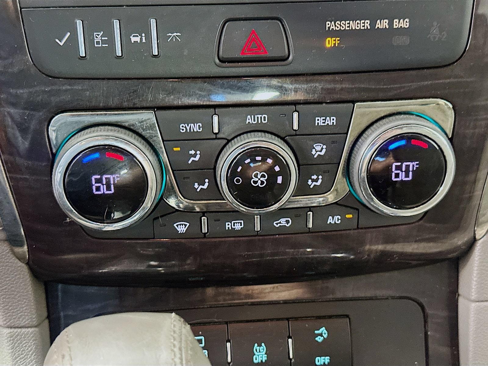 Used 2017 Buick Enclave Convenience FWD image 15