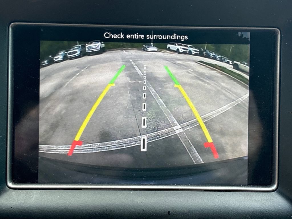 Used 2018 Jeep Grand Cherokee Laredo RWD image 26