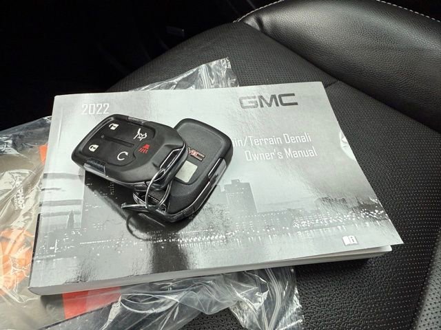 Used 2022 GMC Terrain SLT w/ Infotainment Package II image 37