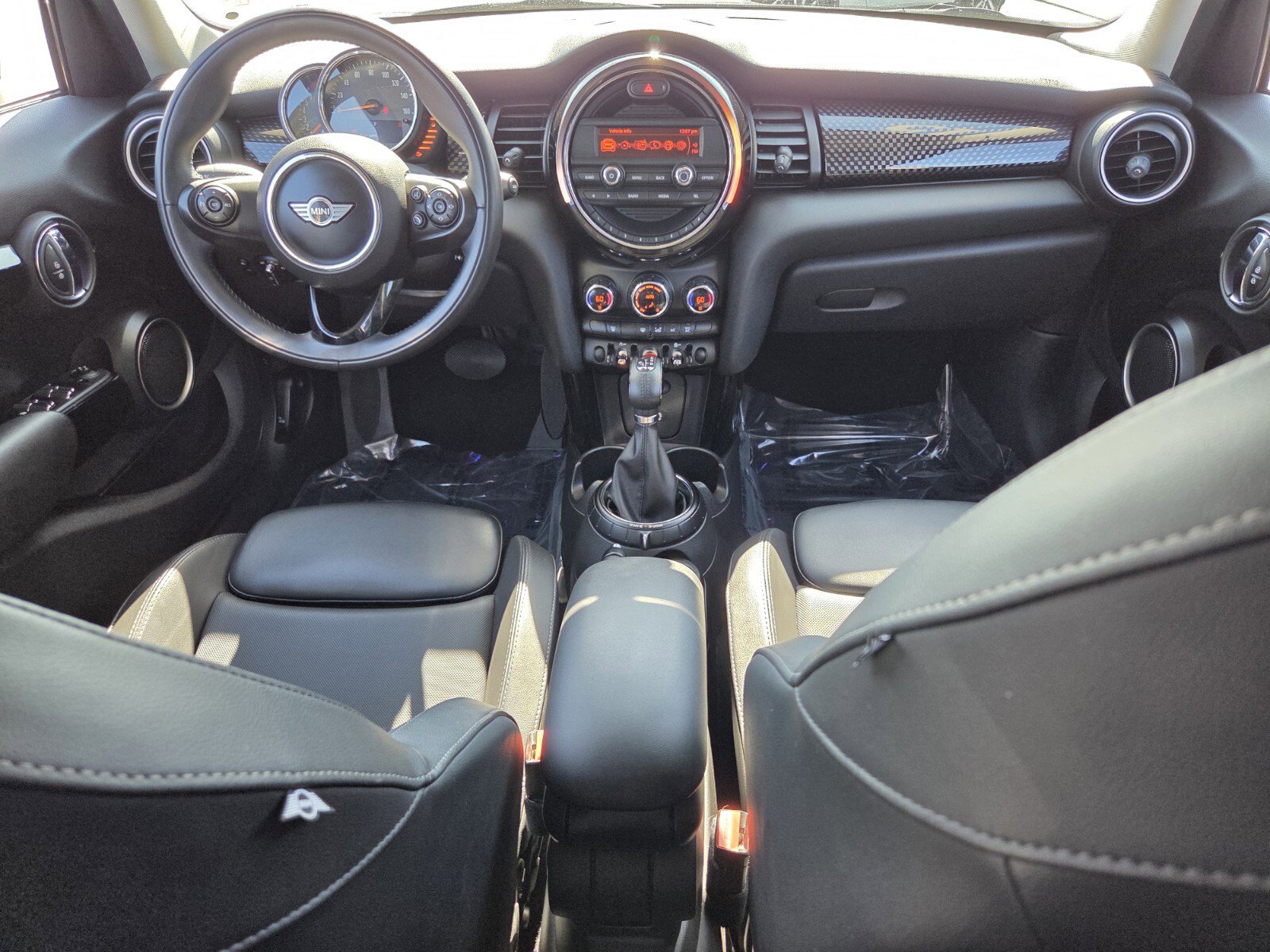 Used 2015 MINI Cooper S image 13
