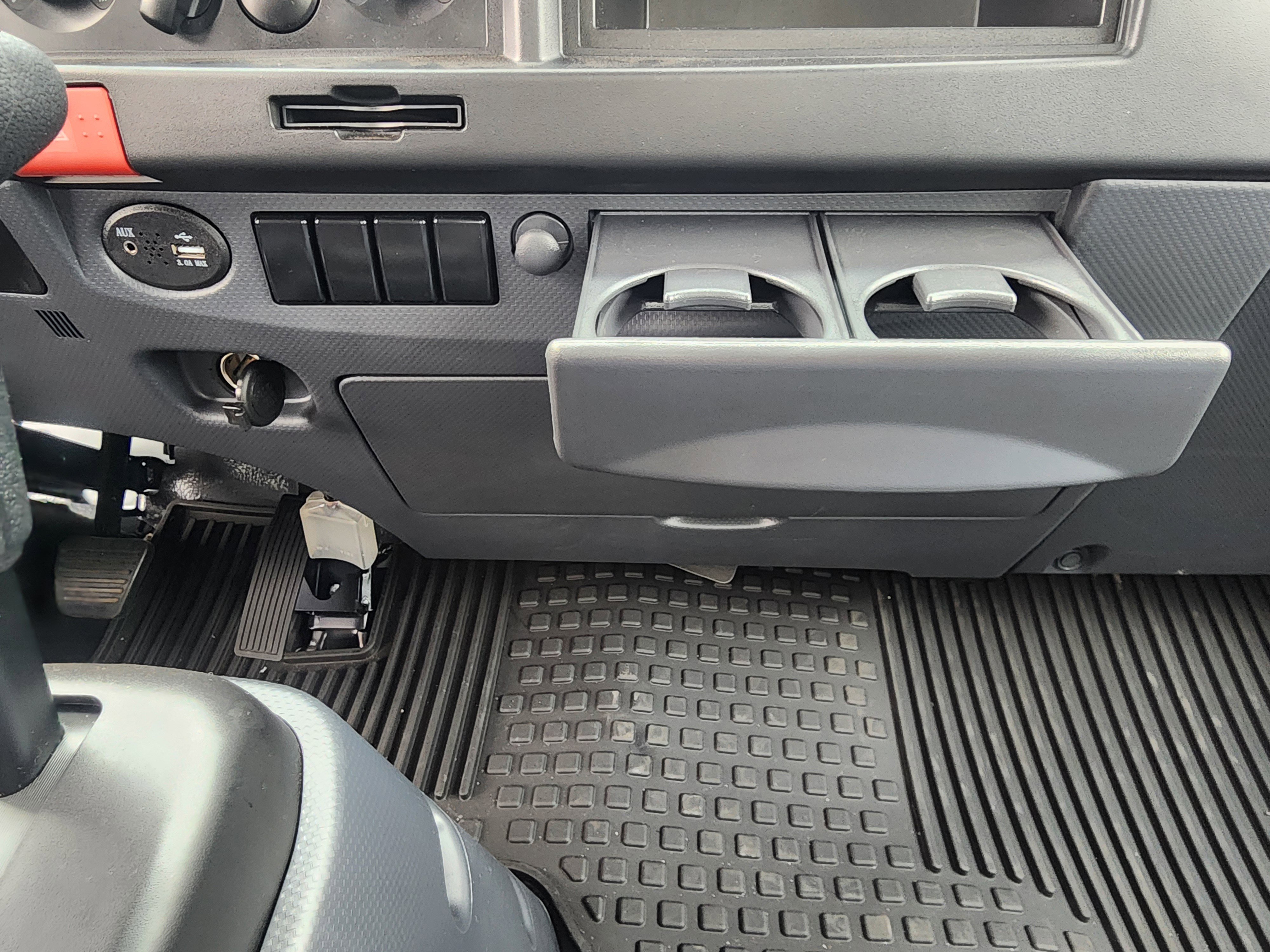 New 2025 Chevrolet Low Cab Forward image 26