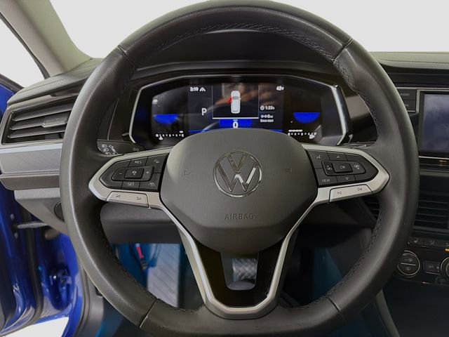 Used 2023 Volkswagen Jetta SE image 12