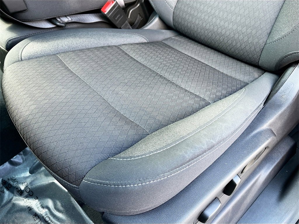 Used 2024 Chevrolet Silverado 1500 LT image 19