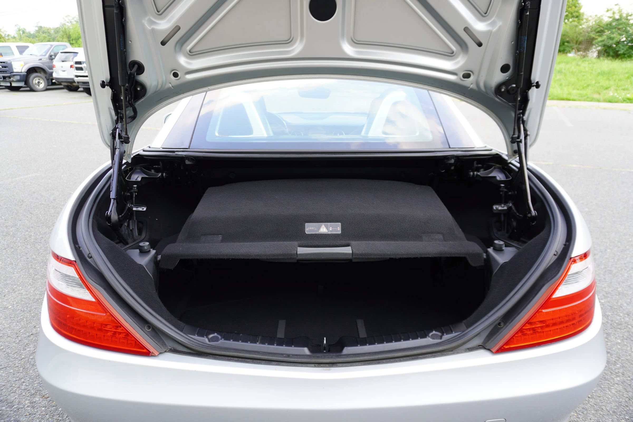 Used 2013 Mercedes-Benz SLK 250 image 18