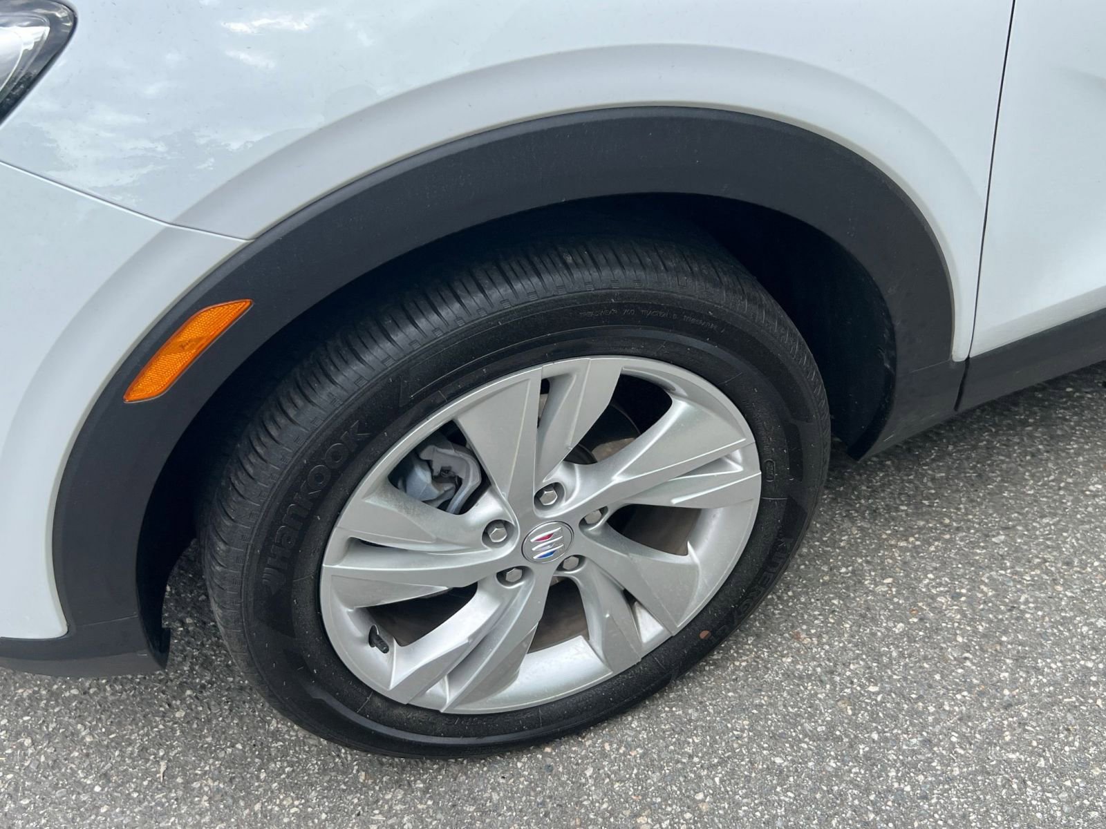 Used 2025 Buick Encore GX Preferred image 24