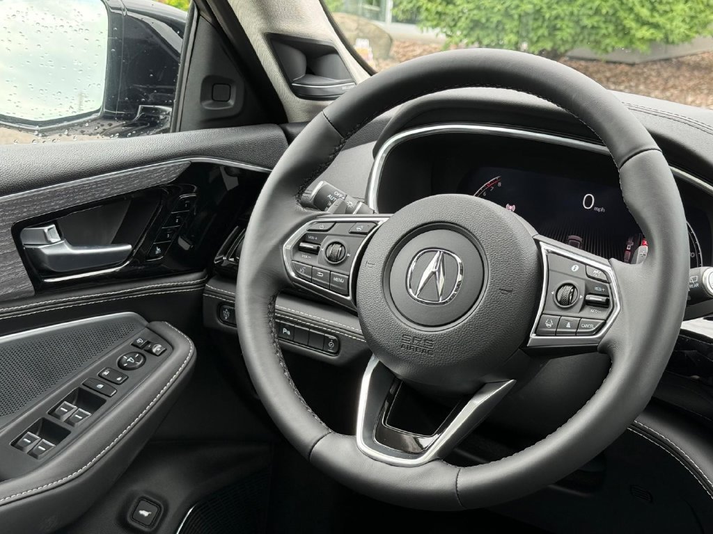 New 2026 Acura MDX w/ Advance Package AWD/4WD image 9